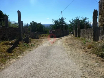 Terreno para Venda em Mazedo e Cortes