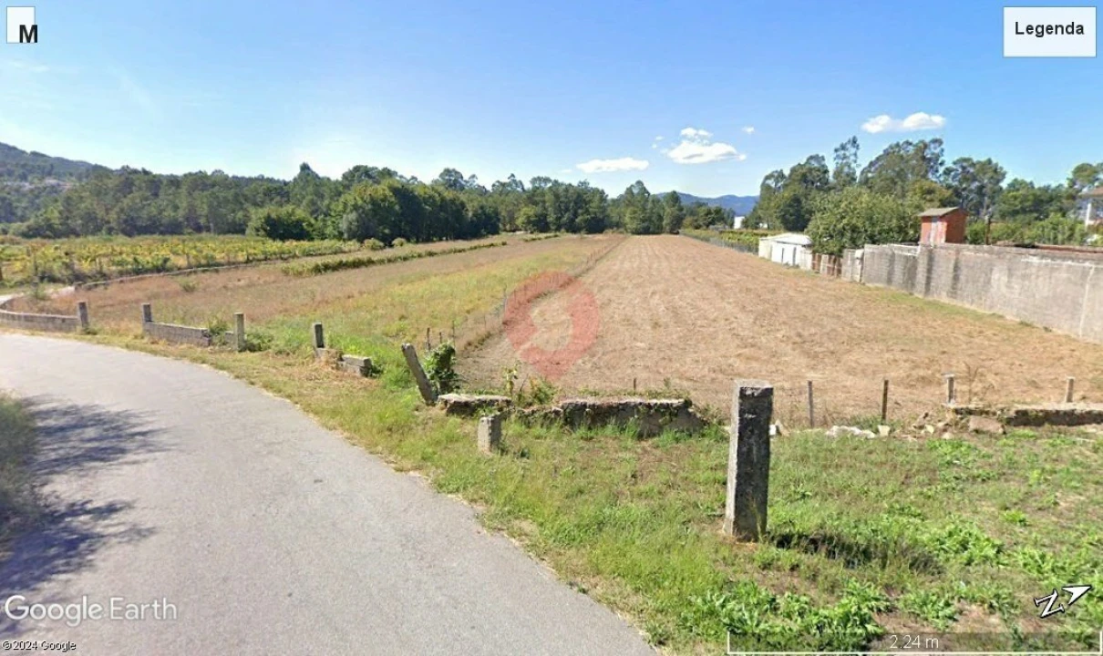 Terreno para Venda em Campos e Vila Meã Foto 2