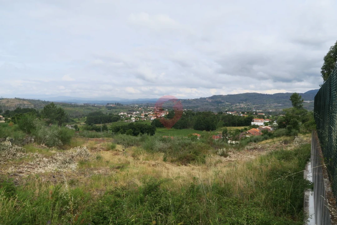 Terreno para Venda em Ceivães e Badim Foto 4