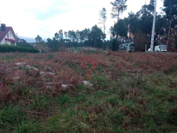 Terreno para Venda em Mazedo e Cortes