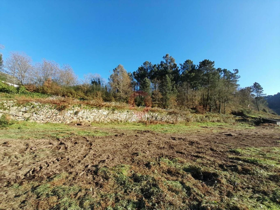 Terreno para Venda em Paderne Foto 4