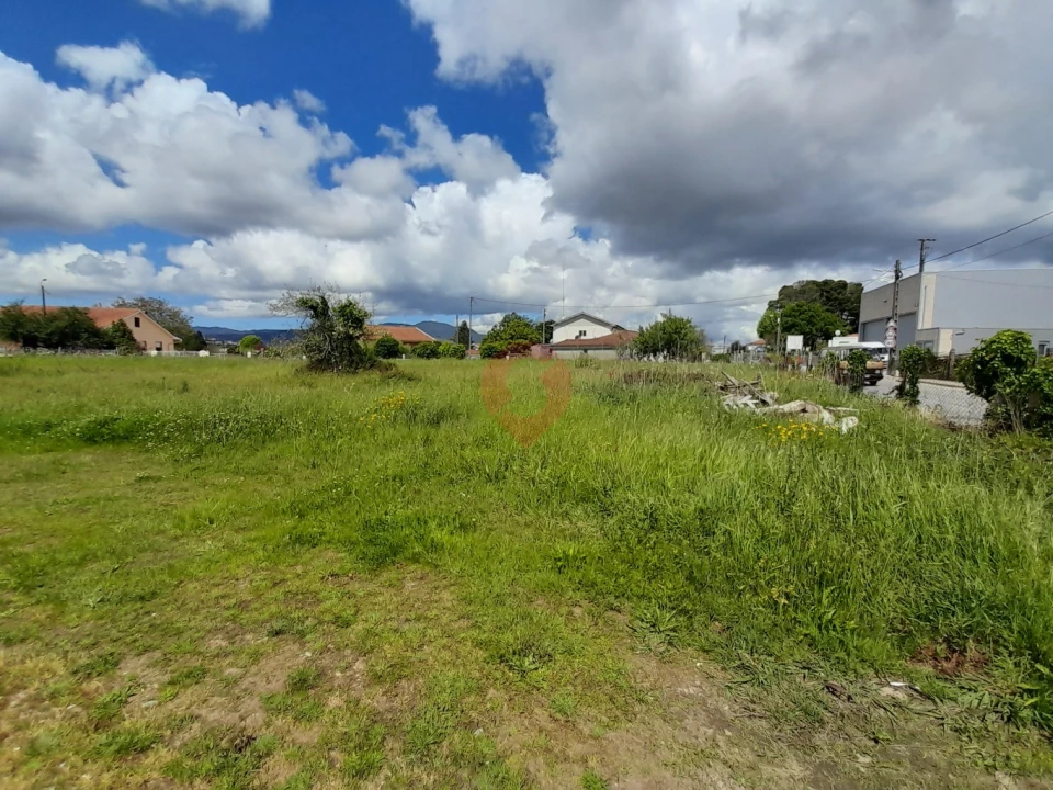 Terreno para Venda em Valença, Cristelo Covo e Arão Foto 4