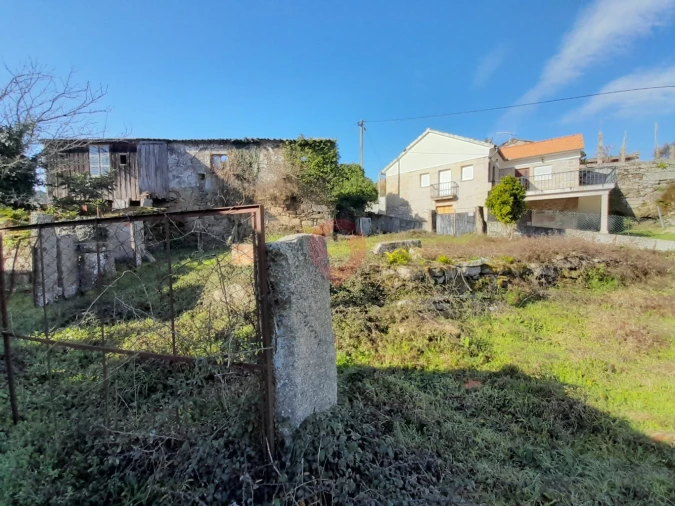 Terreno para Venda em Gondomil e Sanfins Foto 3
