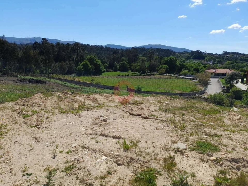 Terreno para Venda em Mazedo e Cortes Foto 3