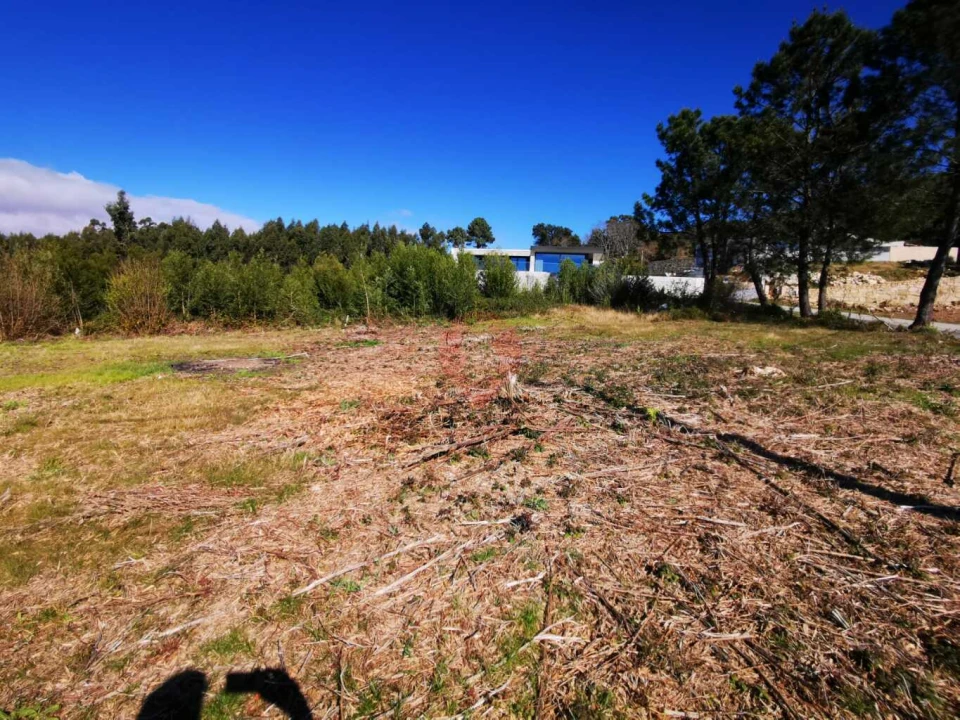 Terreno para Venda em Valença, Cristelo Covo e Arão Foto 3