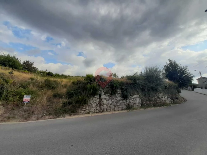 Terreno para Venda em São Paio Foto 3