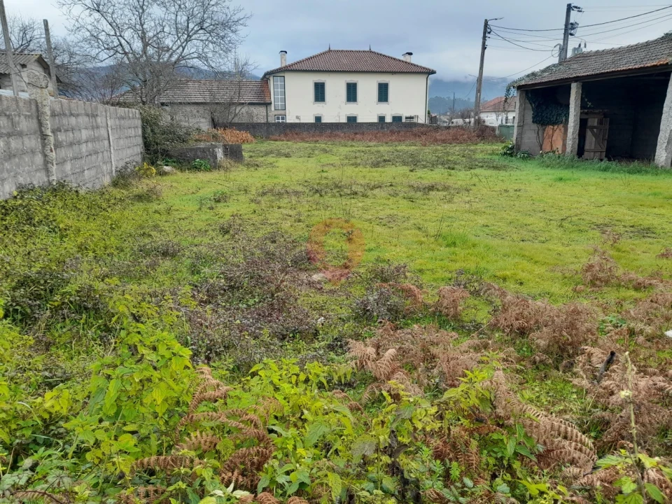 Terreno para Venda em Valença, Cristelo Covo e Arão Foto 2