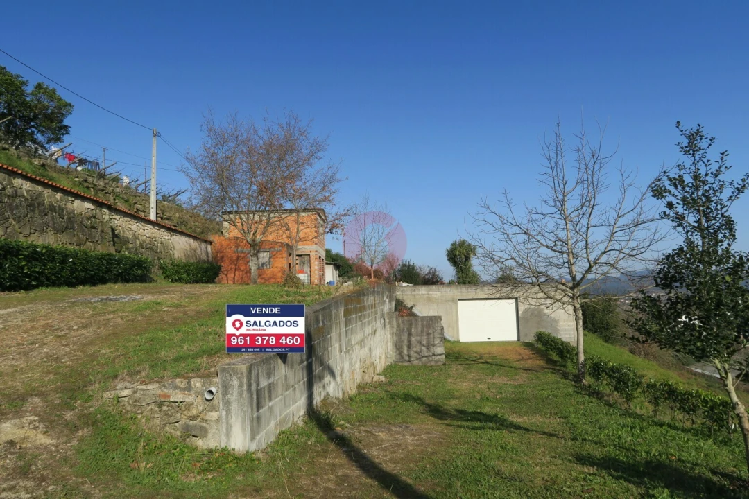 Terreno para Venda em Verdoejo Foto 1