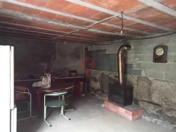 Terreno para Venda em Riba de Mouro Foto 10