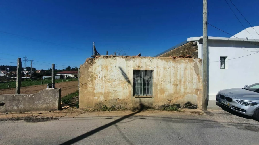 Terreno para Venda em Nogueira da Regedoura Foto 8