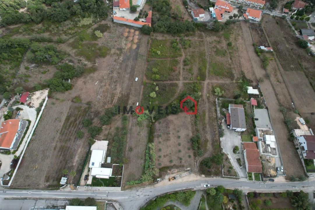 Terreno para Venda em Porto de Mós - São João Baptista e São Pedro Foto 1