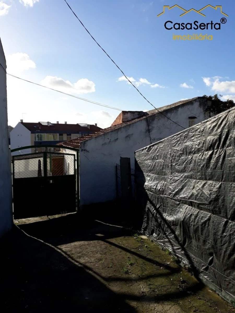 Terreno para Venda em Amora Foto 10