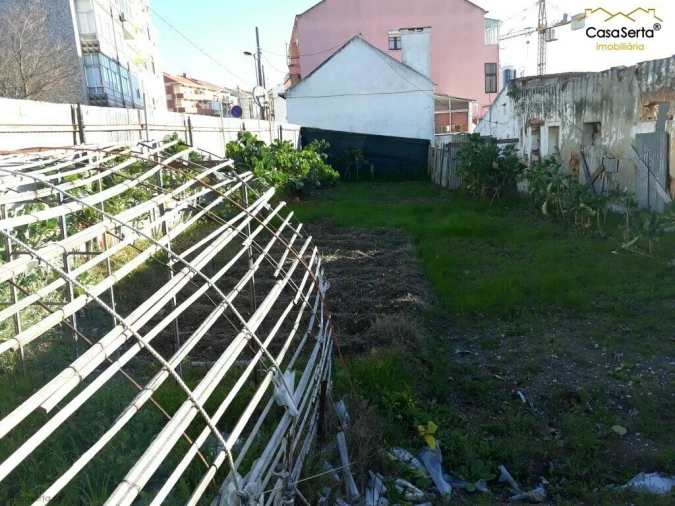 Terreno para Venda em Amora Foto 2