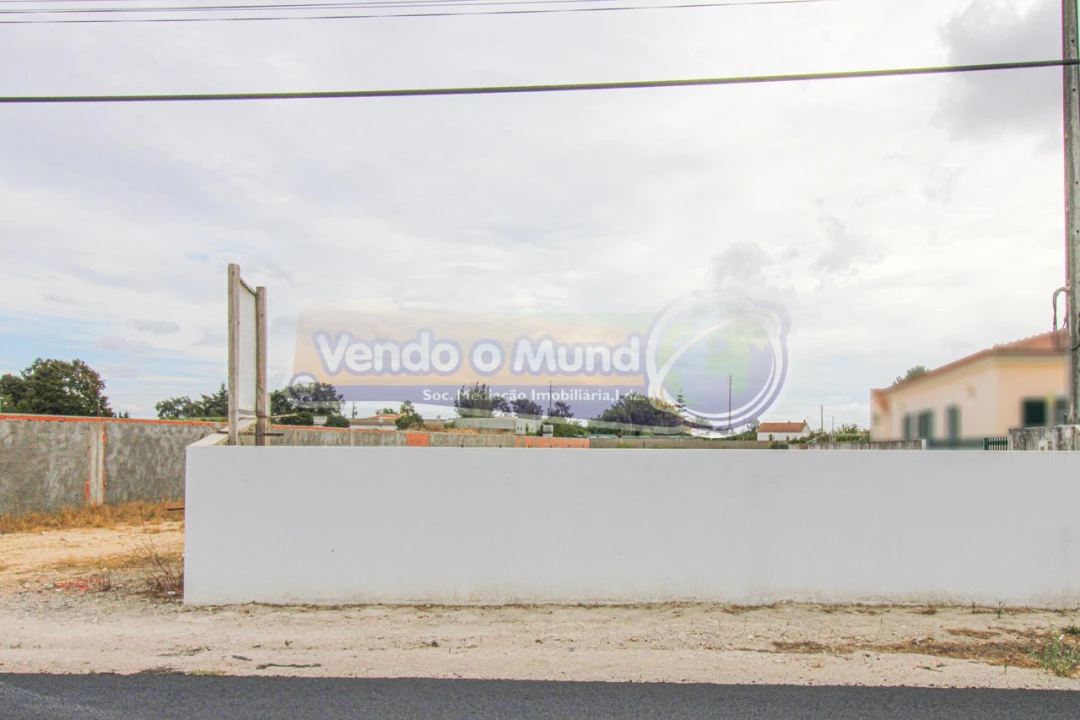 Terreno para Venda em Salvaterra de Magos e Foros de Salvaterra Foto 2