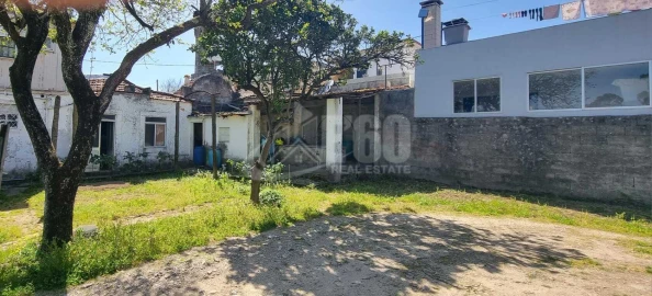 Terreno para Venda em Mafamude e Vilar do Paraíso