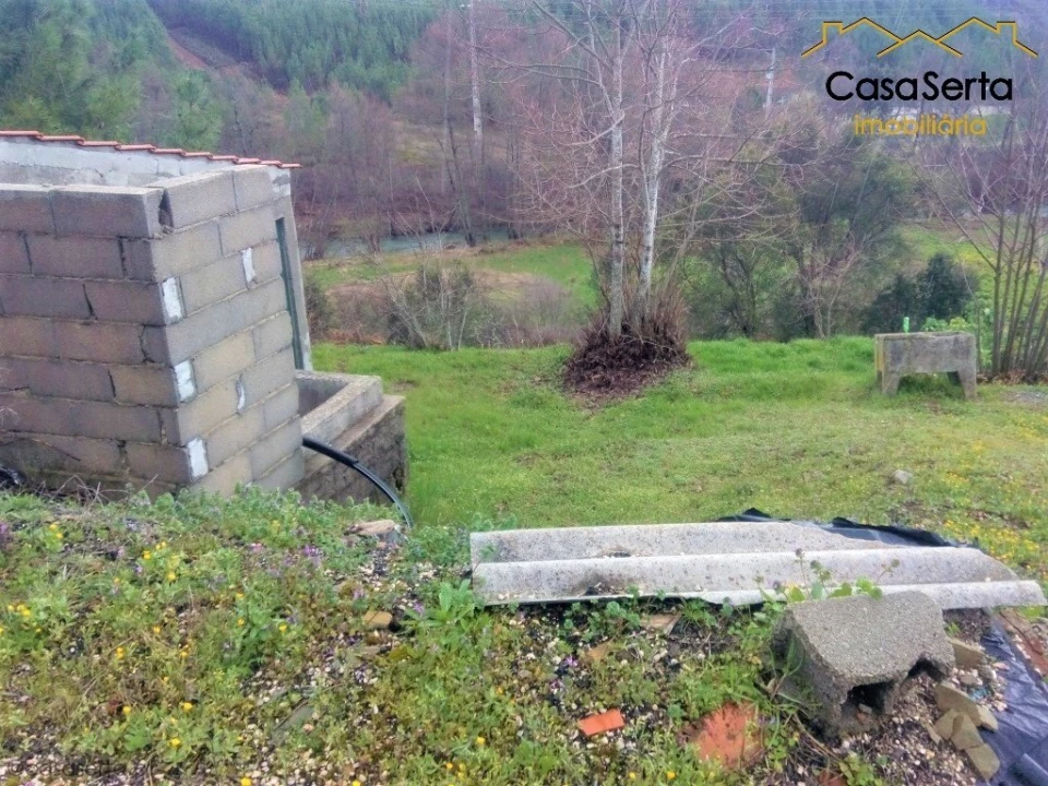 Terreno para Venda em Oleiros-Amieira Foto 1