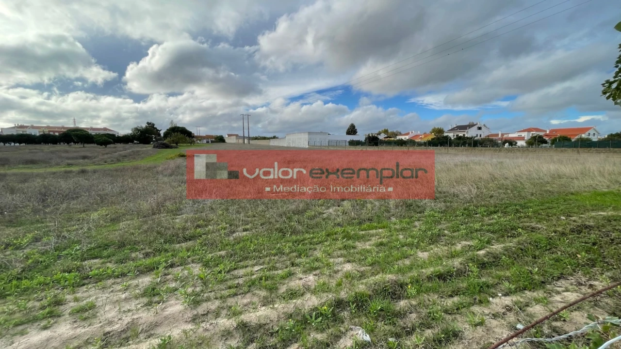 Terreno para Venda em Atalaia e Alto Estanqueiro-Jardia Foto 3