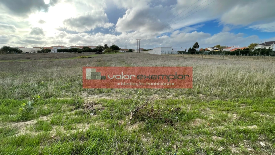 Terreno para Venda em Atalaia e Alto Estanqueiro-Jardia Foto 4