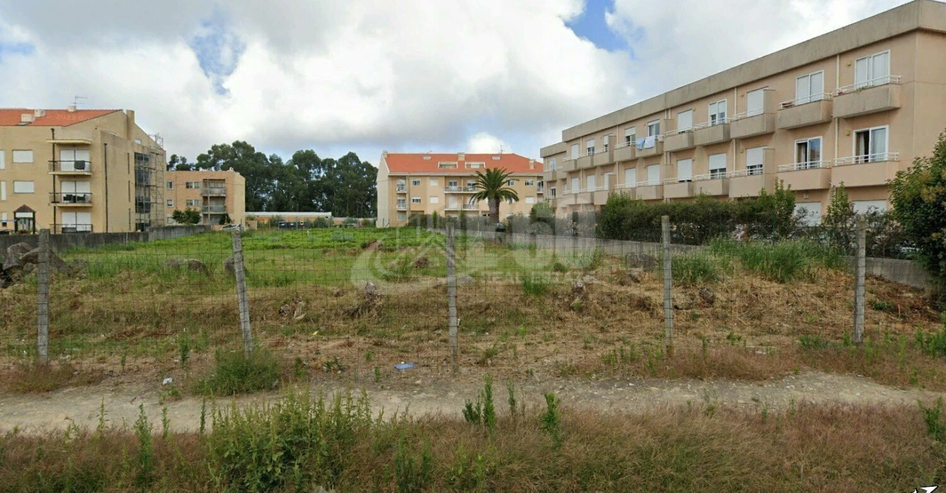 Terreno para Venda em Mafamude e Vilar do Paraíso Foto 1