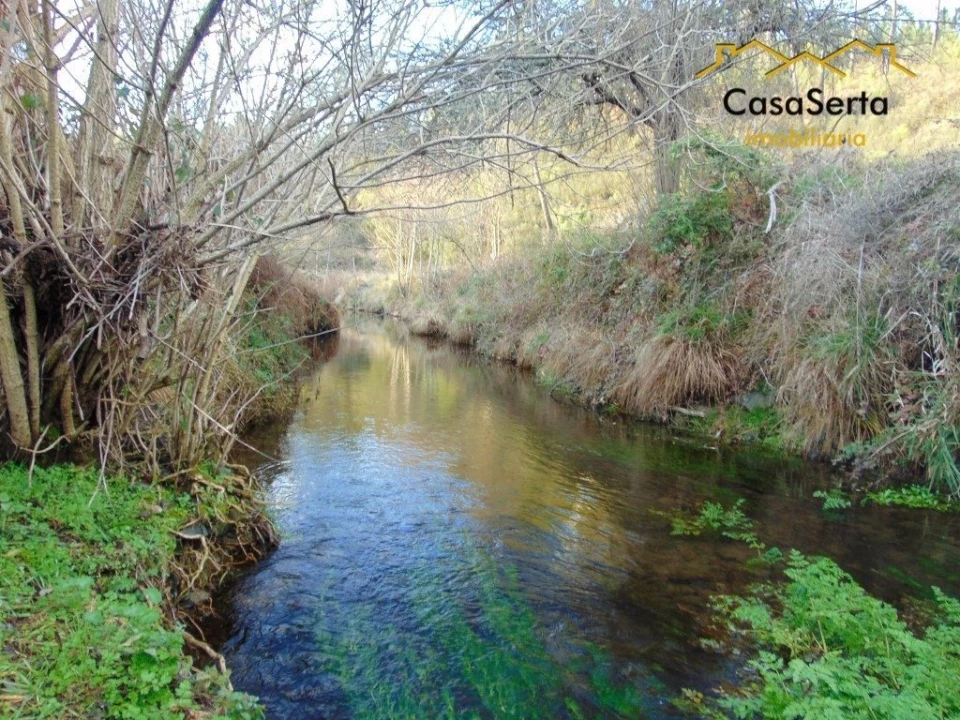 Terreno para Venda em Varzea dos Cavaleiros Foto 1