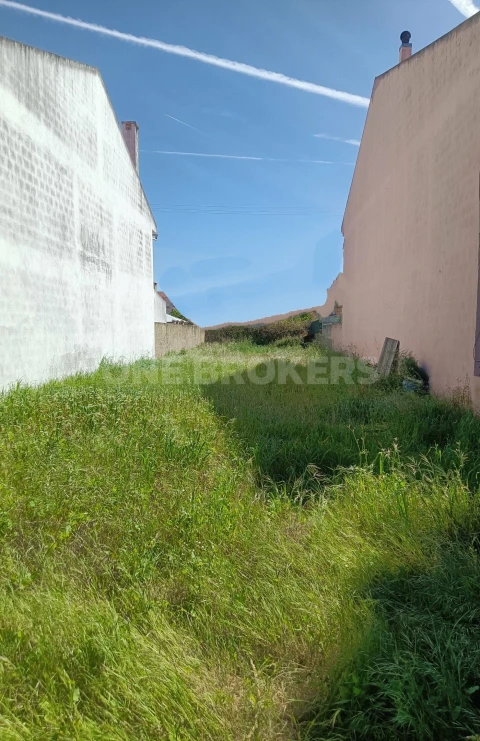 Terreno para Venda em Samora Correia