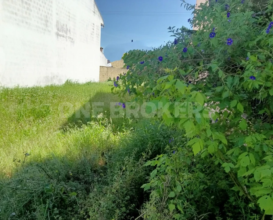 Terreno para Venda em Samora Correia Foto 1