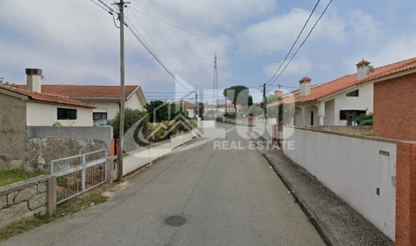 Terreno para Venda em Paramos Foto 2