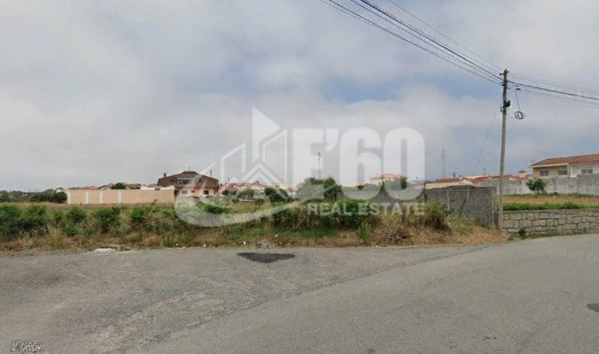 Terreno para Venda em Paramos Foto 6