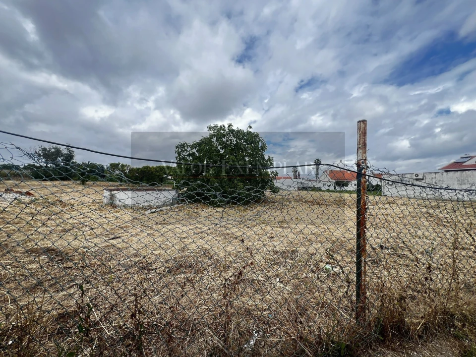 Terreno para Venda em Atalaia e Alto Estanqueiro-Jardia Foto 3