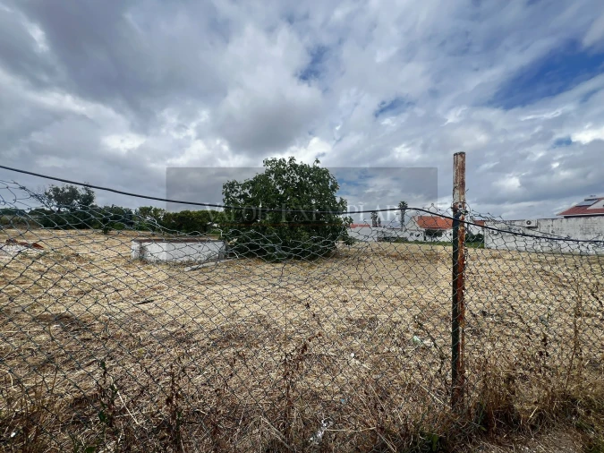 Terreno para Venda em Atalaia e Alto Estanqueiro-Jardia Foto 3