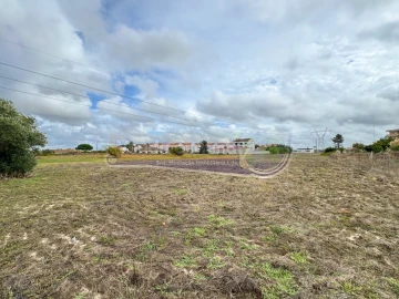 Terreno para Venda em Samora Correia
