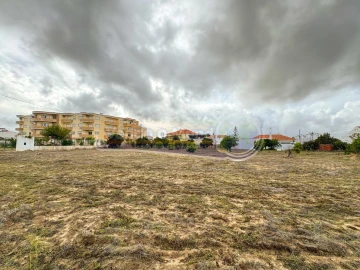 Terreno para Venda em Samora Correia