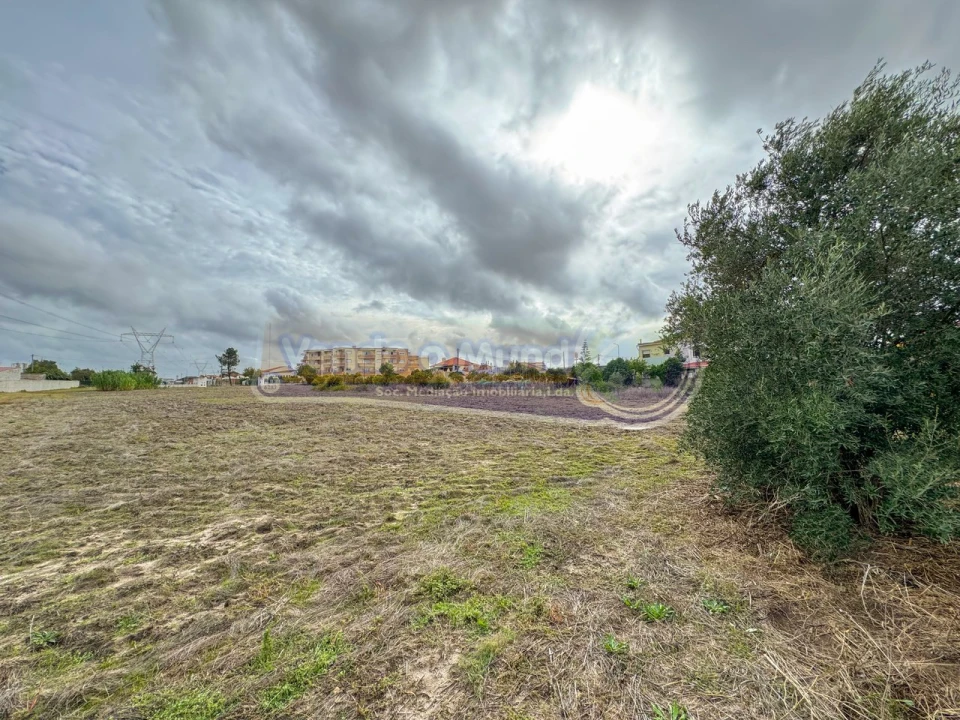 Terreno para Venda em Samora Correia Foto 9