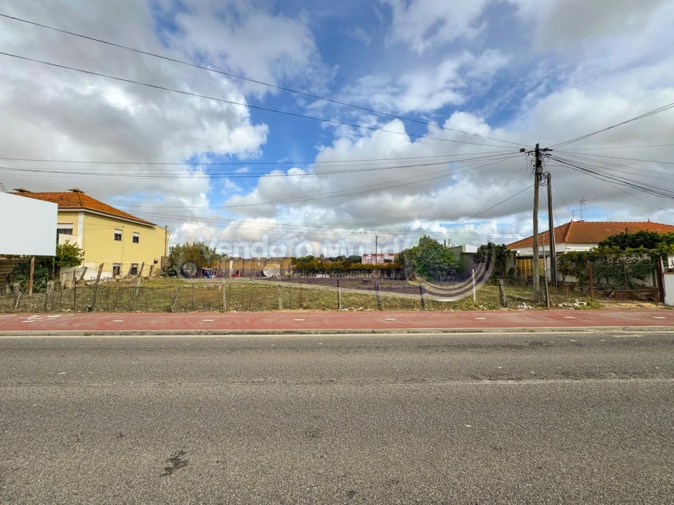 Terreno para Venda em Samora Correia Foto 19