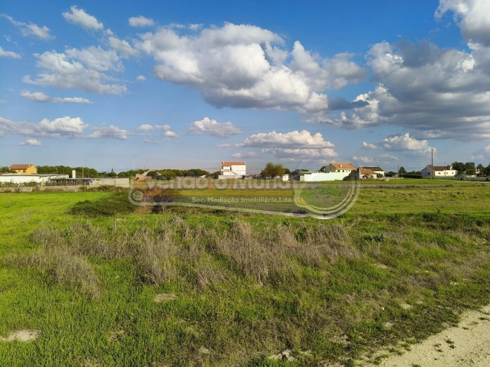 Terreno para Venda em Samora Correia Foto 2