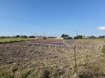 Terreno para Venda em Samora Correia