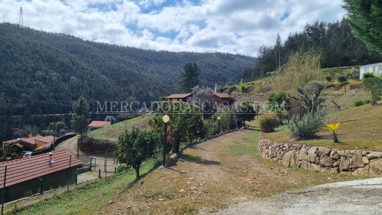 Terreno para Venda em Fermedo Foto 3