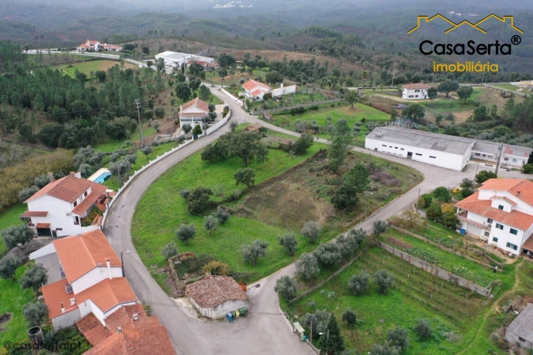 Terreno para Venda em Vila de Rei Foto 4