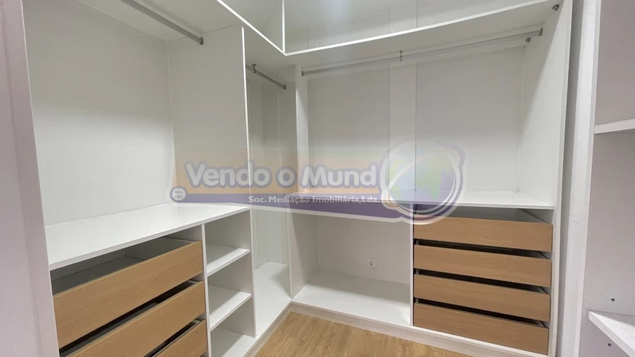 Moradia T3 para Venda em Vila Franca de Xira Foto 17