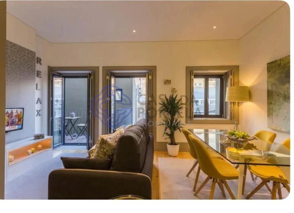 Apartamento T1 para Venda em Cedofeita, Santo Ildefonso, Sé, Miragaia, São Nicolau e Vitória Foto 2