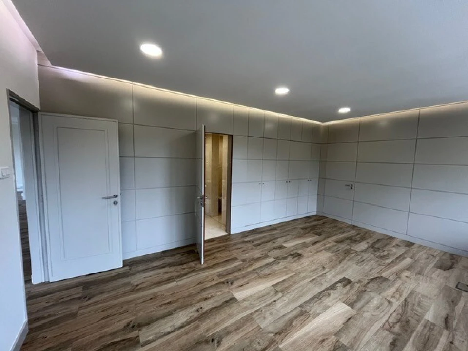 Escritório para Arrendamento em Barcarena Foto 12