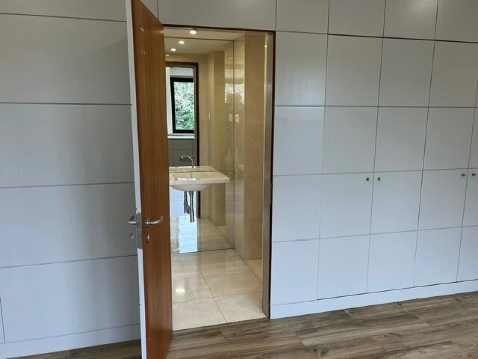 Escritório para Arrendamento em Barcarena Foto 13