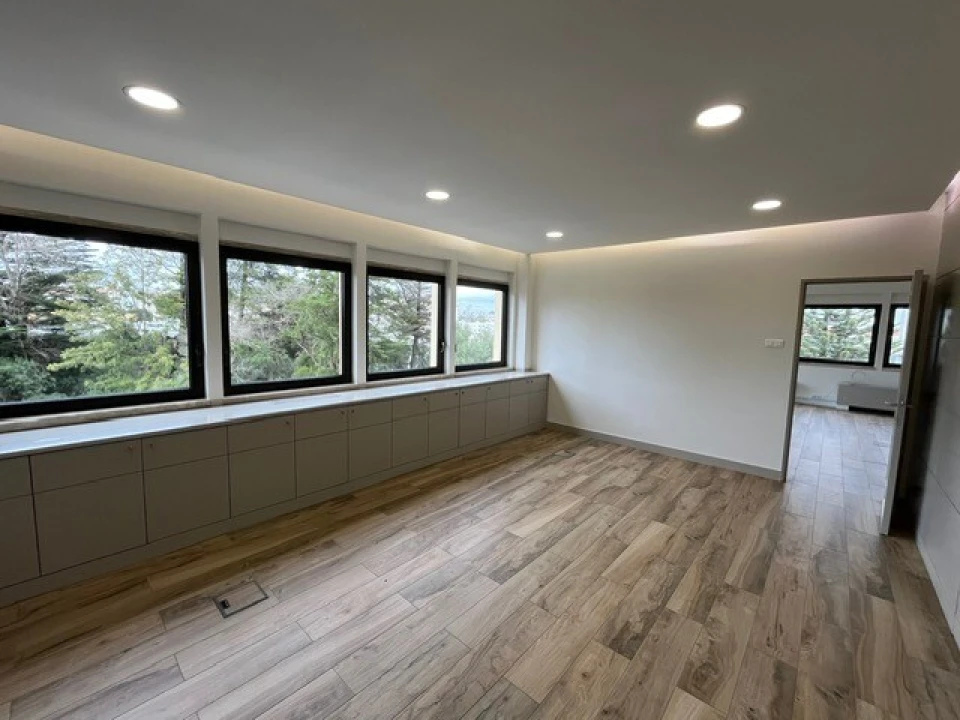 Escritório para Arrendamento em Barcarena Foto 14