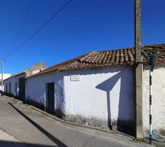 Moradia T2 para Venda em Arrouquelas Foto 3