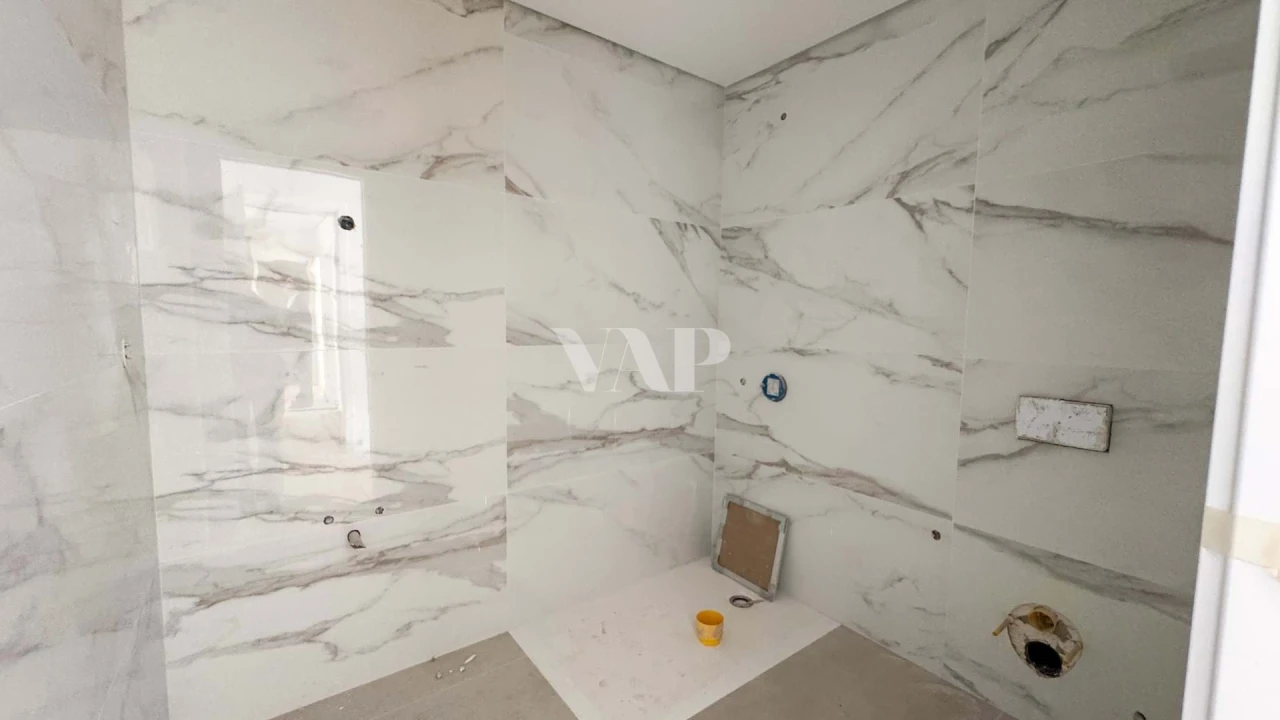 Apartamento T3 para Venda em Quarteira Foto 14
