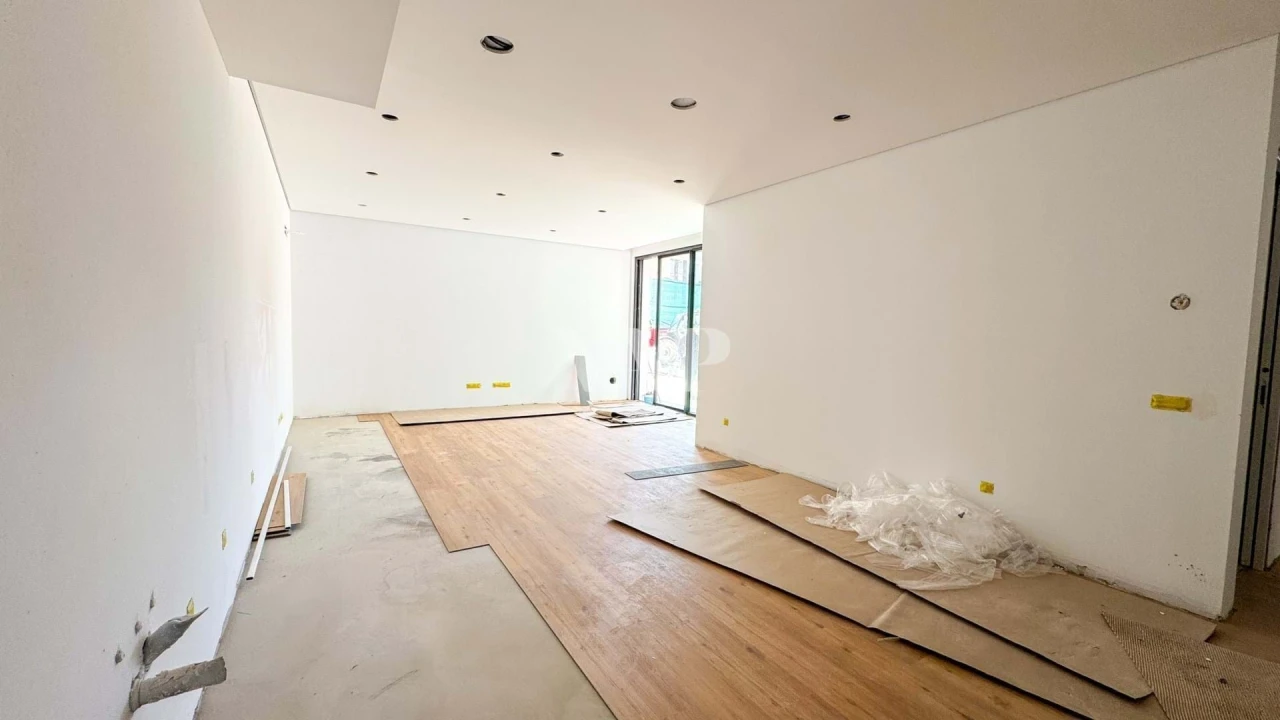 Apartamento T2 para Venda em Quarteira Foto 2