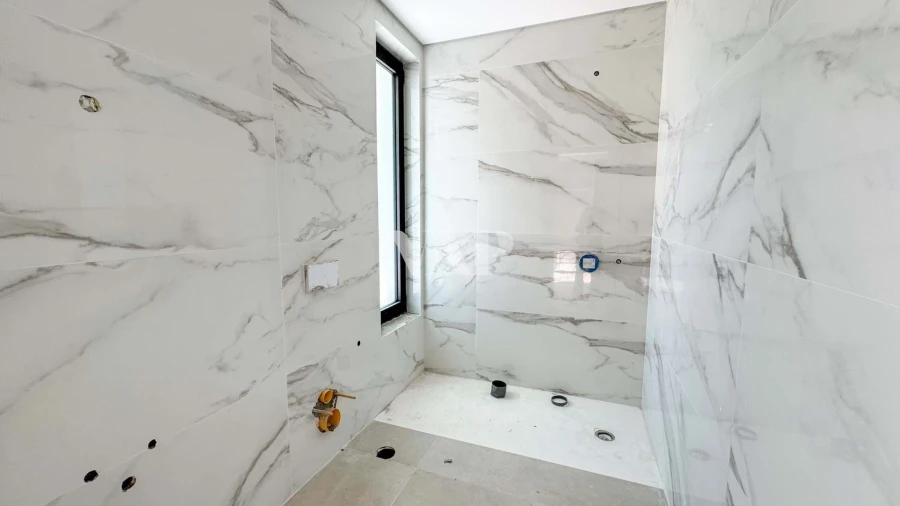 Apartamento T2 para Venda em Quarteira Foto 8