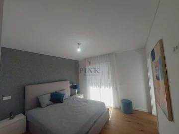 Apartamento T5 para Venda em Funchal (São Pedro)