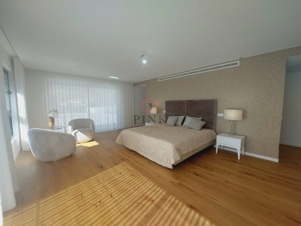 Apartamento T5 para Venda em Funchal (São Pedro) Foto 13