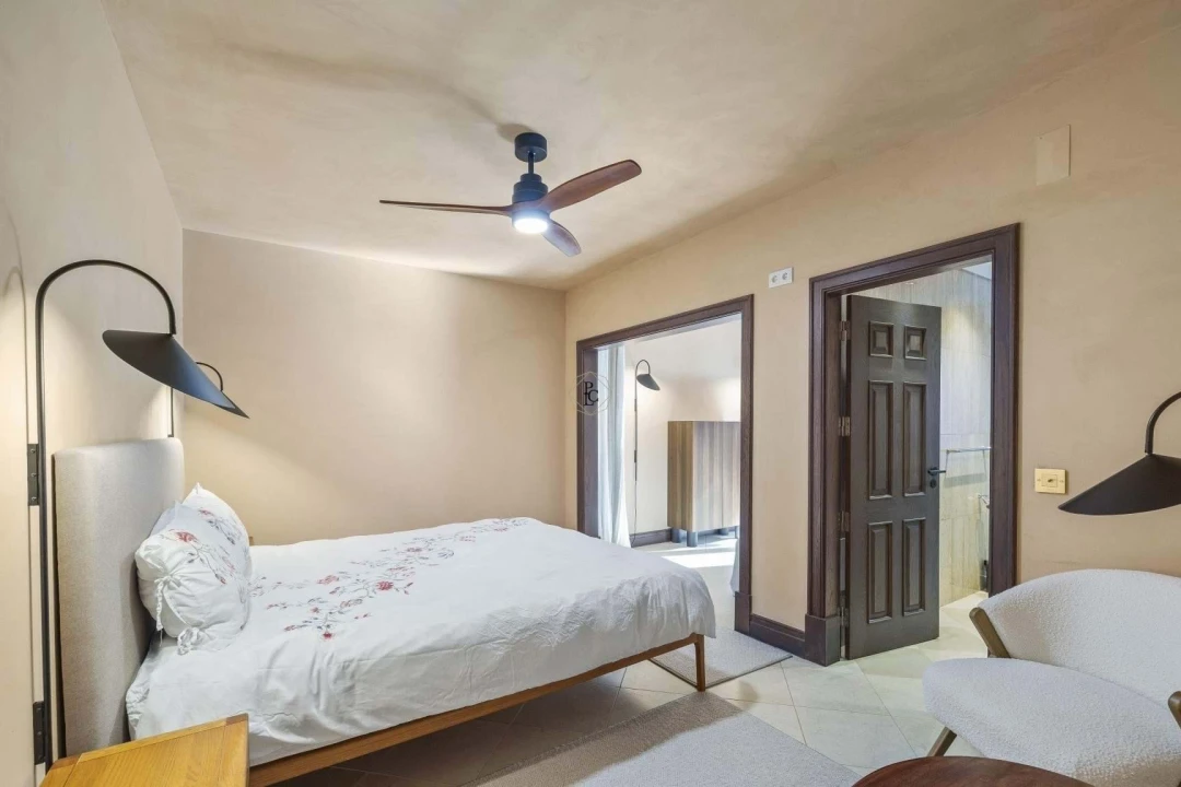 Moradia T5 para Venda em Boliqueime Foto 8